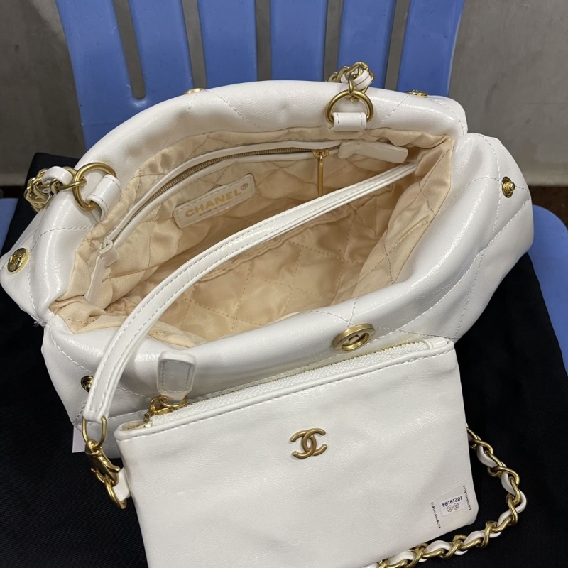 Ch**el hobo 22 bags
